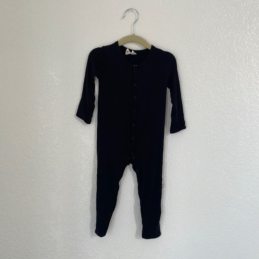 Kyte Baby Snap Romper in Midnight 12-18 Months